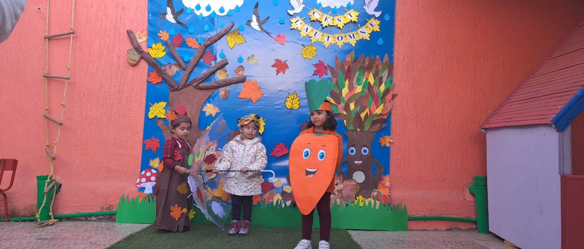 Retour en Images sur le Carnaval Enchanté des Petits Explorateurs de la Maternelle ! 🍁🎉