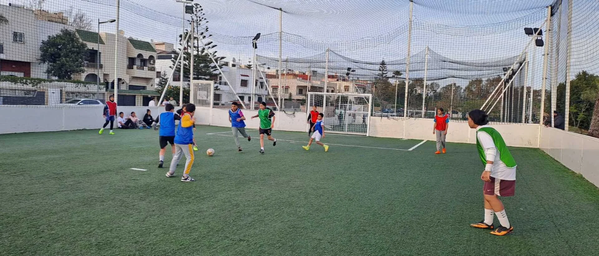 École Rabat : Découvrez les Talents Sportifs de nos Élèves en Action! 🏀⚽🎾