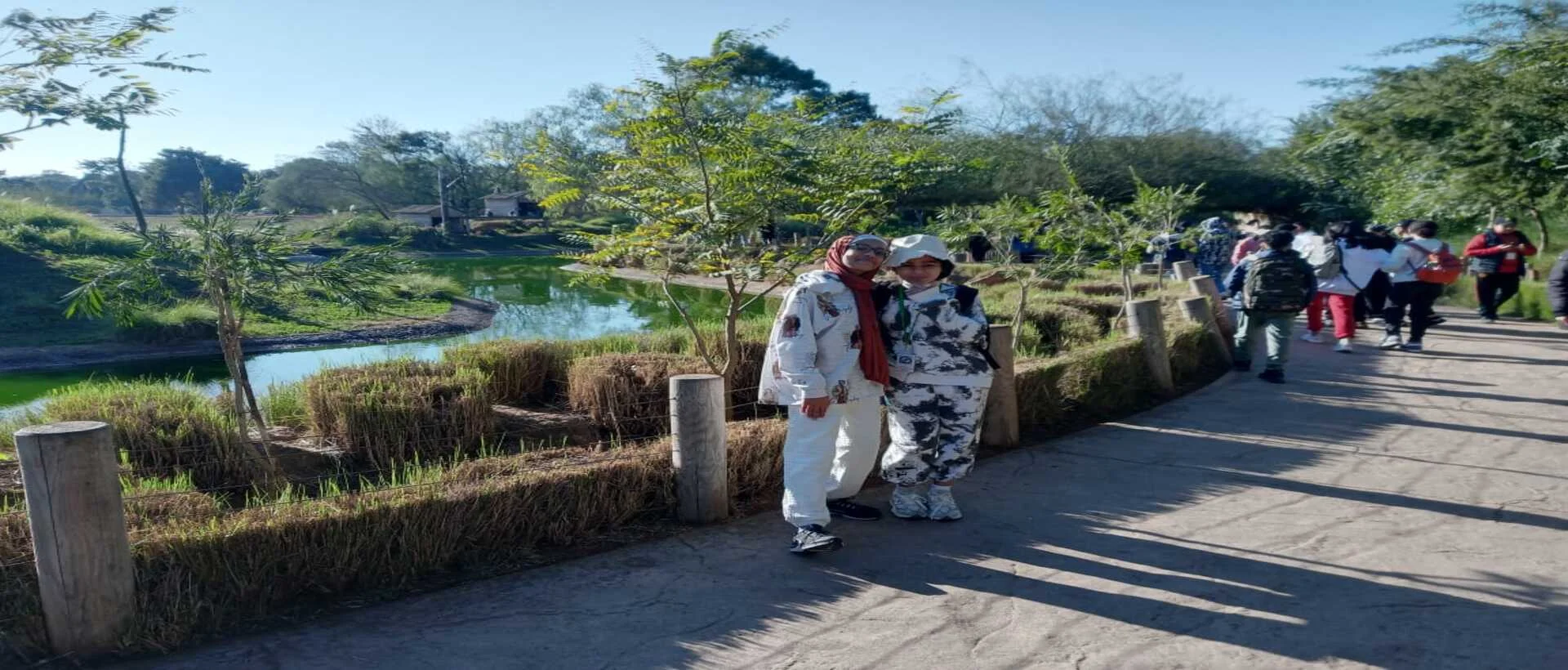 Exploration sauvage: Les Élèves de LeHo Souissi en immersion totale au Zoo National de Rabat!